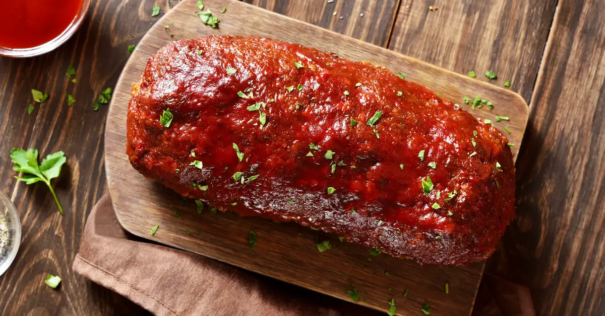 Classic Meatloaf with Oatmeal