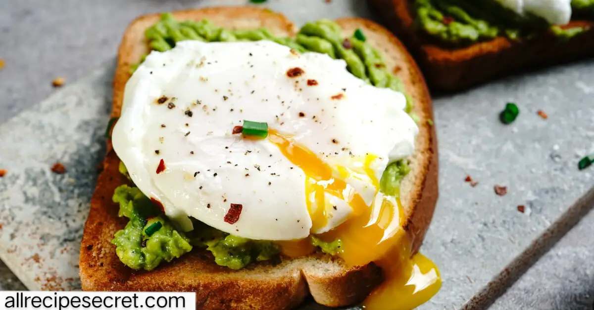 Avocado Toast with Egg