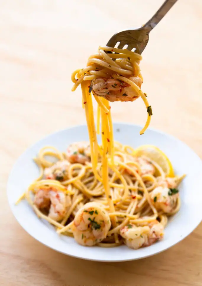 Lemon Garlic Shrimp Pasta